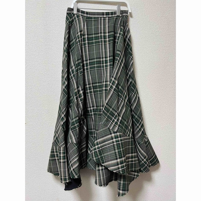 CLANE ASYMMETRY HEM CHECK SKIRT