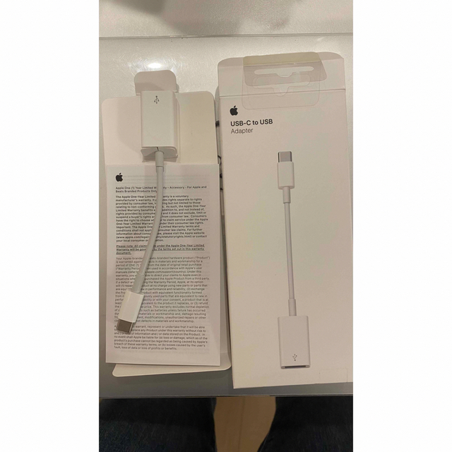 Apple(アップル)の Apple USB-C to USBアダプタ スマホ/家電/カメラのPC/タブレット(その他)の商品写真