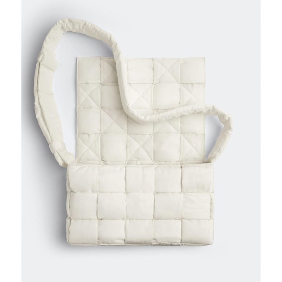 BOTTEGA VENETA マキシ パデッド テック カセット