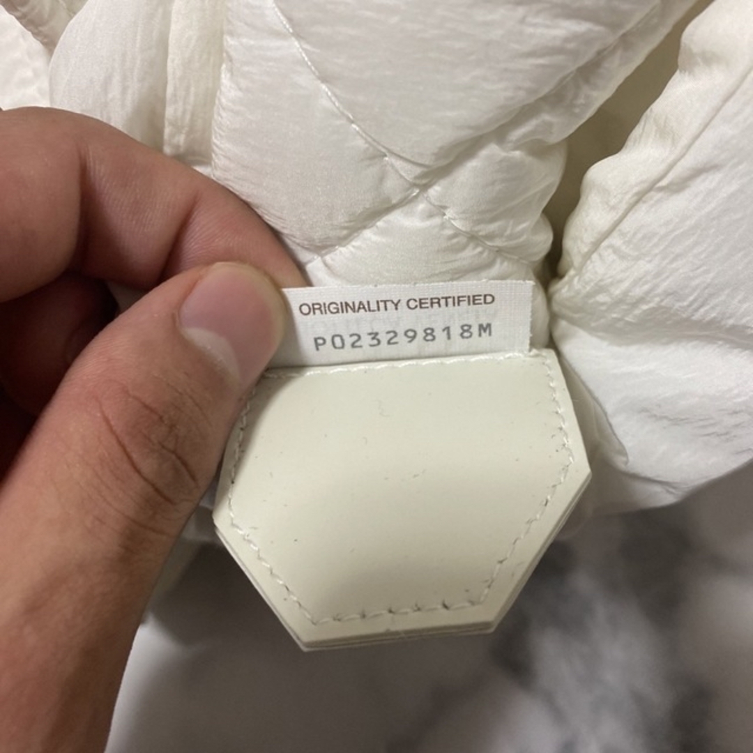 BOTTEGA VENETA マキシ パデッド テック カセット