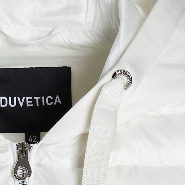 DUVETICA(デュベティカ)の●新品/正規品● DUVETICA Bolsenia フード ダウン ジャケット レディースのジャケット/アウター(ダウンジャケット)の商品写真
