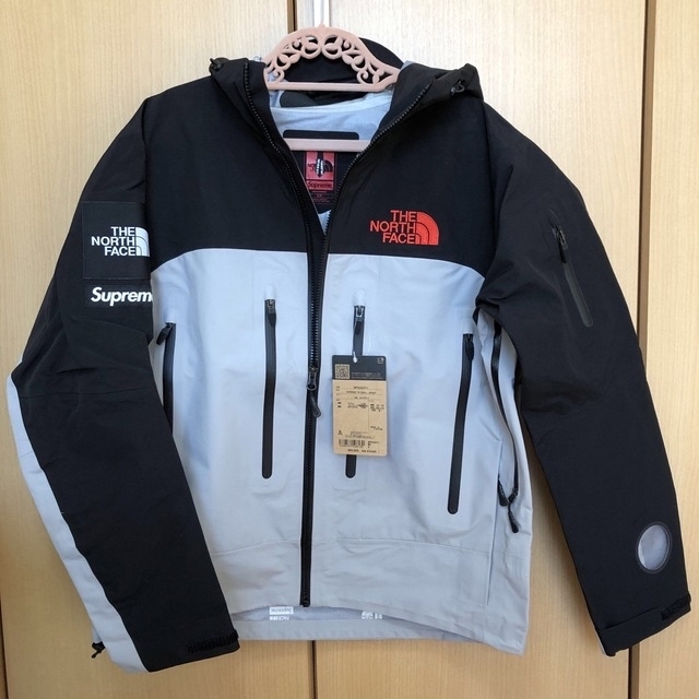 Supreme The North Face Shell Jacket Grey