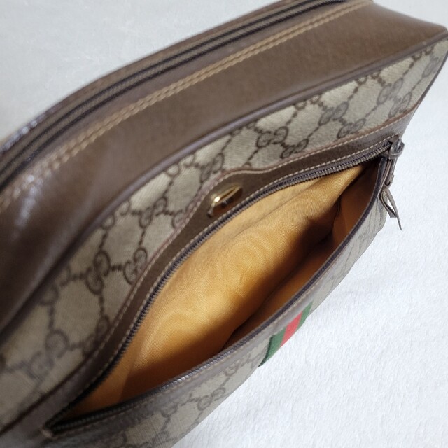 Gucci - 【美品】 グッチ ショルダーバッグ シェリーライン GG柄