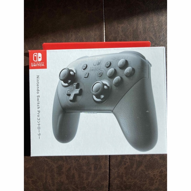 Nintendo Switch(ニンテンドースイッチ)の丁寧に梱包！レシート・保証、お買上証明書あり　SWITCH PROコントローラー エンタメ/ホビーのゲームソフト/ゲーム機本体(その他)の商品写真