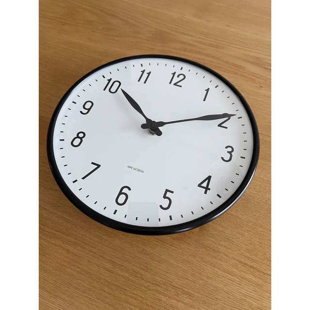 ARNE JACOBSEN/アルネ・ヤコブセン/STATION/壁掛け時計 好きに 8250円