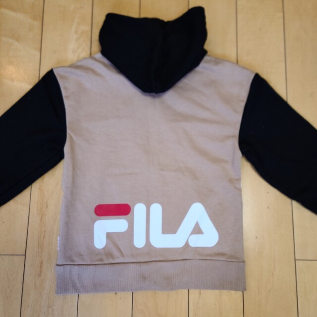 FILA(フィラ)のFILA　バイカラーがかっこいいパーカー　男女兼用 キッズ/ベビー/マタニティのキッズ服男の子用(90cm~)(ジャケット/上着)の商品写真