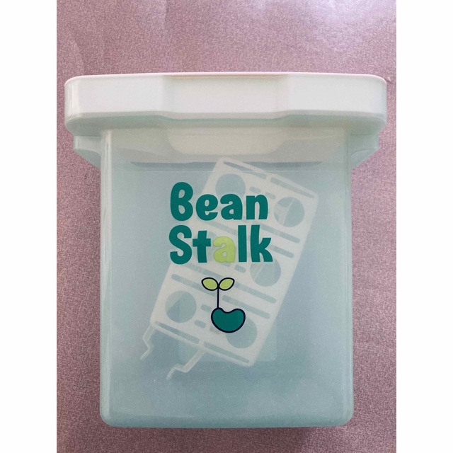 Bean Stalk Snow(ユキジルシビーンスターク)のビーンスターク　哺乳瓶・ニプル消毒専用容器 キッズ/ベビー/マタニティの洗浄/衛生用品(哺乳ビン用消毒/衛生ケース)の商品写真