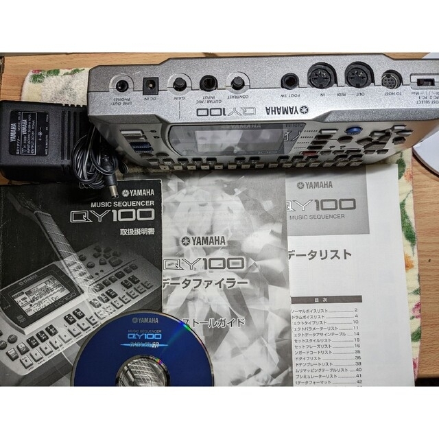 YAMAHA　QY100 楽器のDTM/DAW(音源モジュール)の商品写真