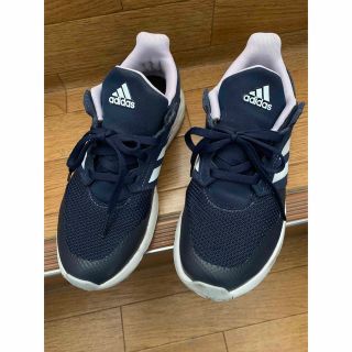 アディダス(adidas)のadidas スニーカー（紺）(スニーカー)