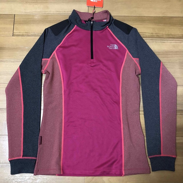 THE NORTH FACE(ザノースフェイス)の11,000円《新品》THE NORTH FACE ジップ プルオーバー M レディースのトップス(その他)の商品写真