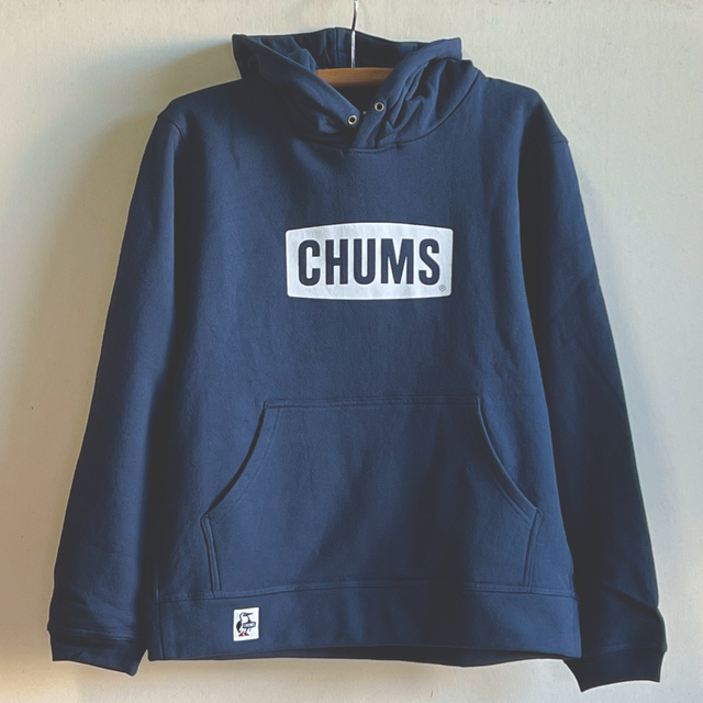 CHUMS(チャムス)の新品　CHUMS ロゴパーカー　チャムス メンズ　nm メンズのトップス(パーカー)の商品写真