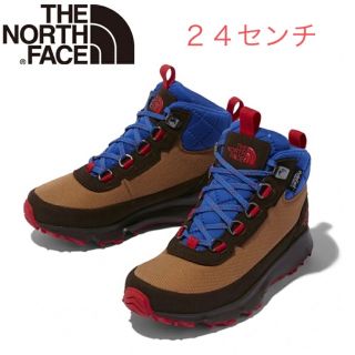 ザノースフェイス(THE NORTH FACE)のノースフェイス　ジュニア用　トレッキングシューズ　新品未使用　２４センチ(アウトドアシューズ)