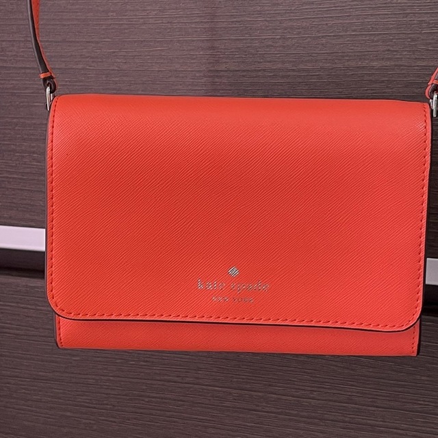 kate spade ショルダーウォレット