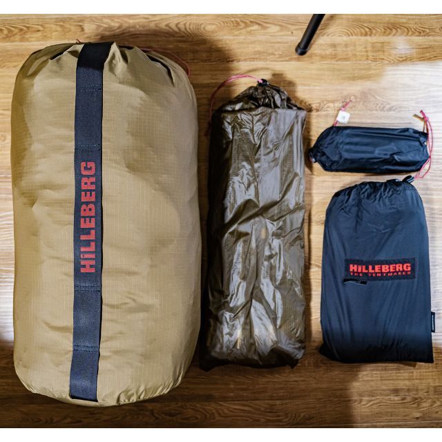 HILLEBERG(ヒルバーグ)のHilleberg SAITARIS ヒルバーグ４人用テント サイタリス サンド スポーツ/アウトドアのアウトドア(テント/タープ)の商品写真