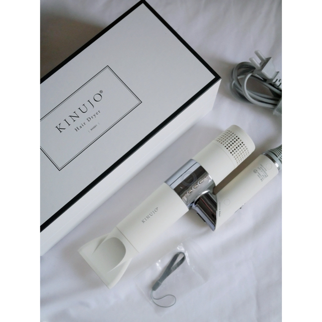 絹女 キヌージョ ヘアドライヤー KINUJO Hair Dryer ホワイト 人気