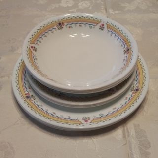 コレール(CORELLE)のコレール　皿　3種類　9枚セット(食器)