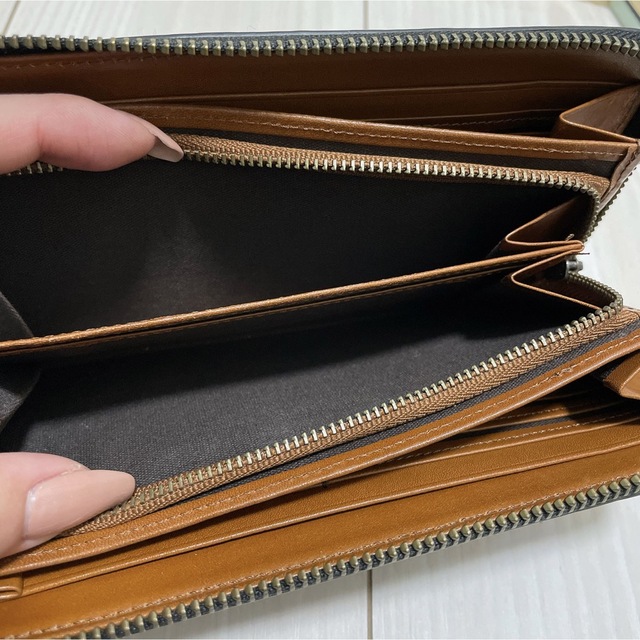 Vivienne Westwood(ヴィヴィアンウエストウッド)のVivienne Westwood 長財布 【値下げ】 レディースのファッション小物(財布)の商品写真