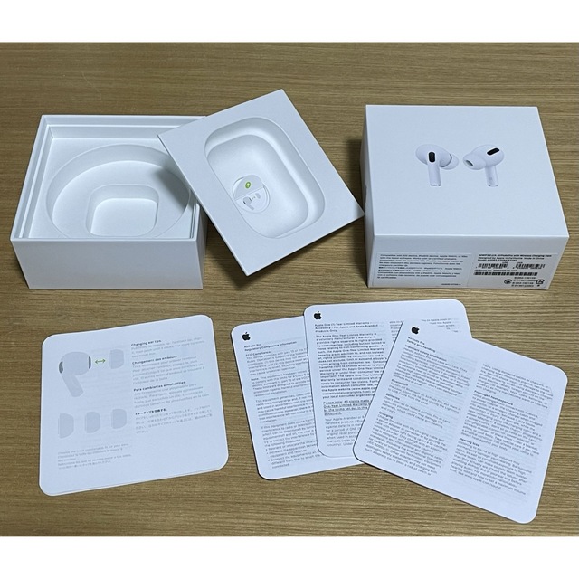 AirPods Pro 空箱 スマホ/家電/カメラのオーディオ機器(ヘッドフォン/イヤフォン)の商品写真