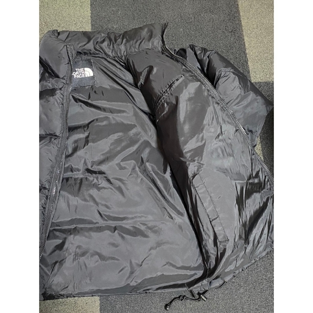 THE NORTH FACE(ザノースフェイス)の古着　THENORTHFACE　ノースフェイス　ダウンジャケット　NF004AM メンズのジャケット/アウター(ダウンジャケット)の商品写真