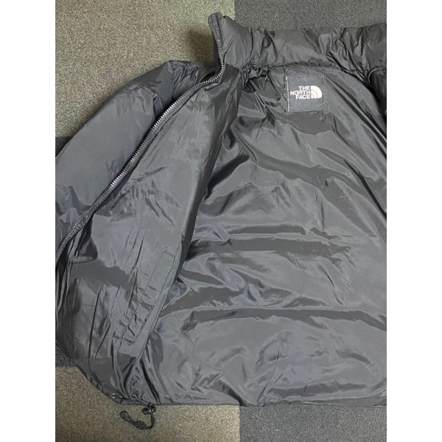 THE NORTH FACE(ザノースフェイス)の古着　THENORTHFACE　ノースフェイス　ダウンジャケット　NF004AM メンズのジャケット/アウター(ダウンジャケット)の商品写真