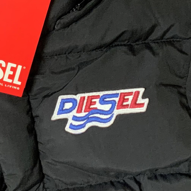 洗練されたデザイン　DIESEL　KID　ウィンタージャケット　14Y