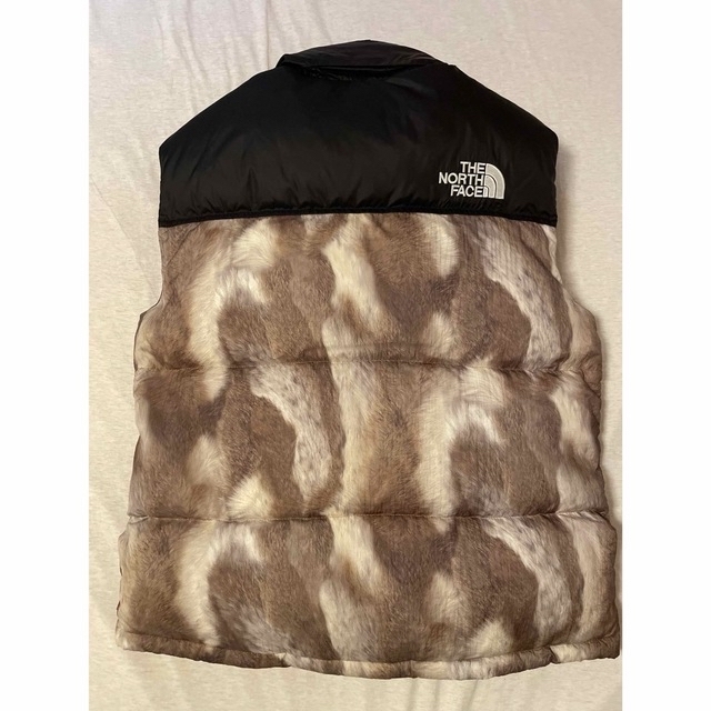 THE NORTH FACE(ザノースフェイス)の【美品】Supreme The North Face Nuptse VEST メンズのジャケット/アウター(ダウンジャケット)の商品写真