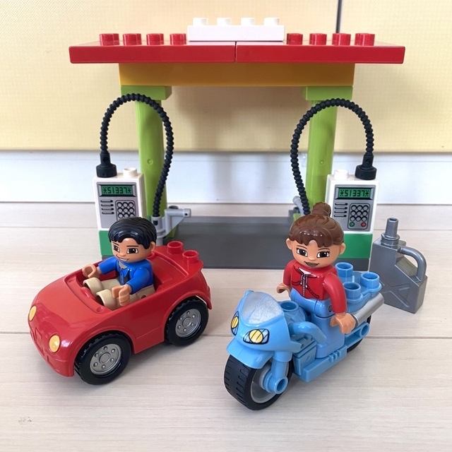 Lego(レゴ)の【廃盤品】LEGO duplo レゴ デュプロ 6171 ガソリンスタンド キッズ/ベビー/マタニティのおもちゃ(積み木/ブロック)の商品写真