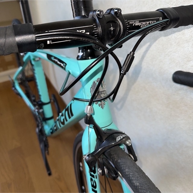 Bianchi(ビアンキ)の栗ごはん様専用Bianchi Via Nirone7 2020モデル　44サイズ スポーツ/アウトドアの自転車(自転車本体)の商品写真