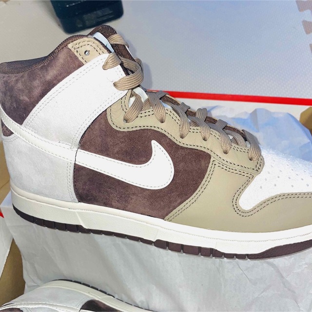 Nike Dunk High PRM "Light Chocolate" 1