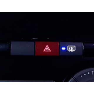 ダイハツ(ダイハツ)のタントカスタム L375S ハザード デフォッガ スイッチ LED打ち替え品(車種別パーツ)