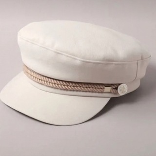 カシラ(CA4LA)のCA4LA ホワイトベージュキャスケット帽子(キャスケット)