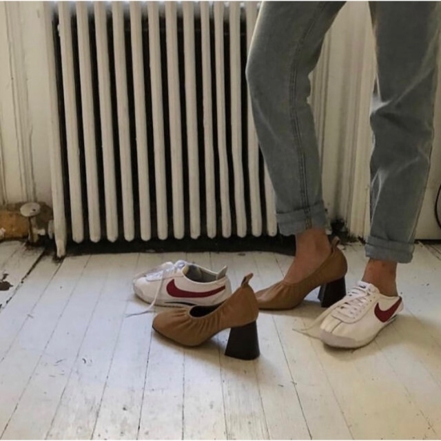 CELINE - 定価約12万 伊勢丹購入 CELINE レア バレリーナ CELINE - 定価約12万 伊勢丹購入 CELINE レア バレリーナ