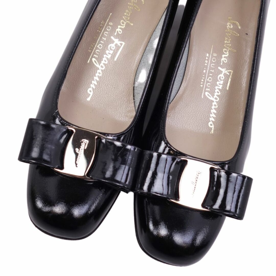 サルヴァトーレ フェラガモ Salvatore Ferragamo パンプス ヴァラ エナメルレザー ヒール シューズ 靴 レディース  5C(22.5cm相当) ブラック
