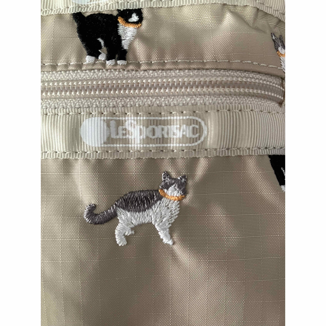 LeSportsac(レスポートサック)のLESPORTSAC  レスポートサック ブリードオブキャットクインバッグ レディースのバッグ(ショルダーバッグ)の商品写真