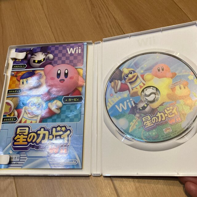 星のカービィ Wii Wii エンタメ/ホビーのゲームソフト/ゲーム機本体(家庭用ゲームソフト)の商品写真
