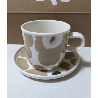 マリメッコ(marimekko)のマリメッコ　2022冬限定色  ベージュ  コーヒーカップ プレートセット(食器)