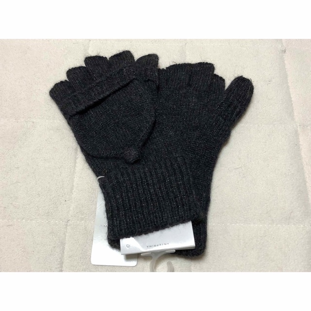 ANTEPRIMA(アンテプリマ)の255新品ANTEPRIMAアンテプリマ 指なし 2way ウール手袋 レディースのファッション小物(手袋)の商品写真