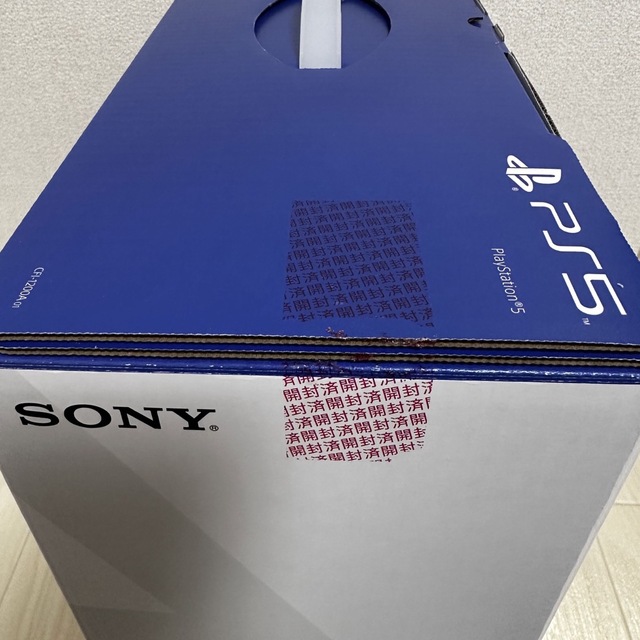 SONY(ソニー)のPlayStation5 エンタメ/ホビーのゲームソフト/ゲーム機本体(家庭用ゲーム機本体)の商品写真