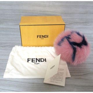 フェンディ(FENDI)のFENDI フェンディ ポンポン バッグチャーム ピンク×ブルー (チャーム)