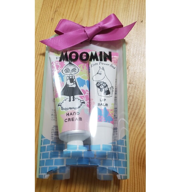 MOOMIN(ムーミン)のムーミン リトルミー　リップ&ハンドクリームケアセット コスメ/美容のボディケア(ハンドクリーム)の商品写真