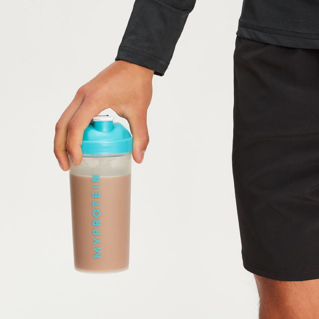 MYPROTEIN マイプロテイン シェイカー 600ml MYPROTEIN プロテインシェイカーの通販 by はく|マイプロテインならラクマ マイプロテイン シェイカー 600ml シェーカー
