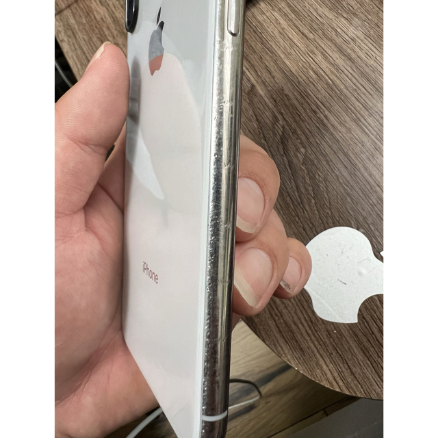 iPhone(アイフォーン)のiPhoneX Silver 64GB SIMなし スマホ/家電/カメラのスマートフォン/携帯電話(スマートフォン本体)の商品写真