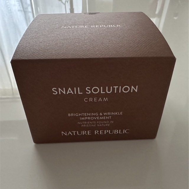 NATURE REPUBLIC(ネイチャーリパブリック)のネイチャーリパブリック　スネイルソリューションクリーム  52ML 新品未開封 コスメ/美容のスキンケア/基礎化粧品(フェイスクリーム)の商品写真