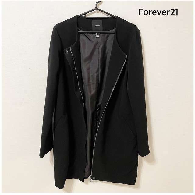 FOREVER 21(フォーエバートゥエンティーワン)のロングコート　ブラック　S フォーエバー21 レディースのジャケット/アウター(ロングコート)の商品写真