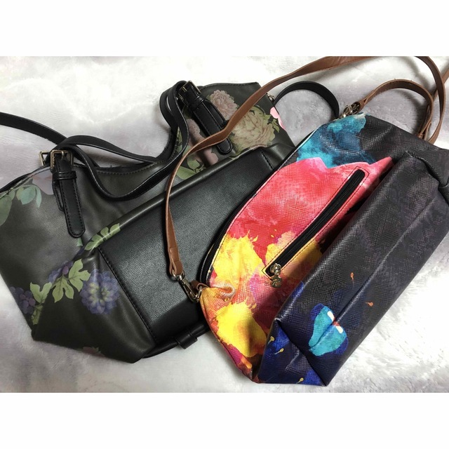 DESIGUAL(デシグアル)の『専用』DESIGUALデシグアルバック(used品)2点 レディースのバッグ(トートバッグ)の商品写真