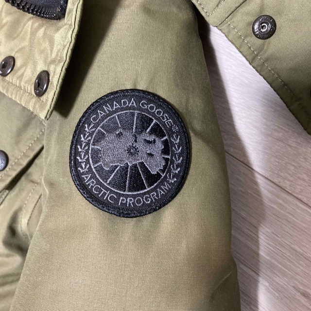 CANADA GOOSE(カナダグース)のカナダグース ブラックレーベル メンズのジャケット/アウター(ダウンジャケット)の商品写真