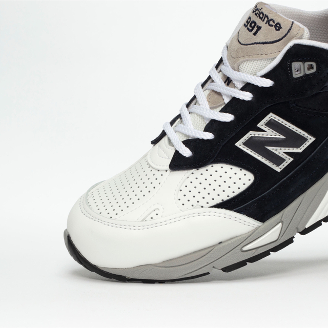 New Balance(ニューバランス)のSNS x New Balance 991 メンズの靴/シューズ(スニーカー)の商品写真