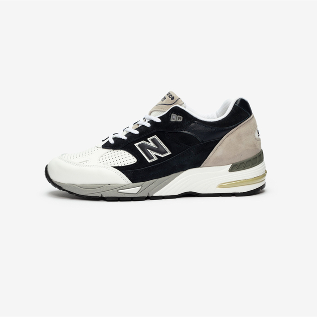 New Balance(ニューバランス)のSNS x New Balance 991 メンズの靴/シューズ(スニーカー)の商品写真