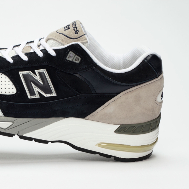 New Balance(ニューバランス)のSNS x New Balance 991 メンズの靴/シューズ(スニーカー)の商品写真