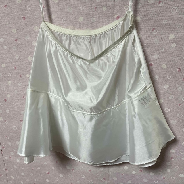 【美品】パニエ付き膝丈ドレス レディースのフォーマル/ドレス(ミディアムドレス)の商品写真
